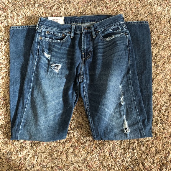 Hollister Jeans 28x30 - Picture 1 of 4